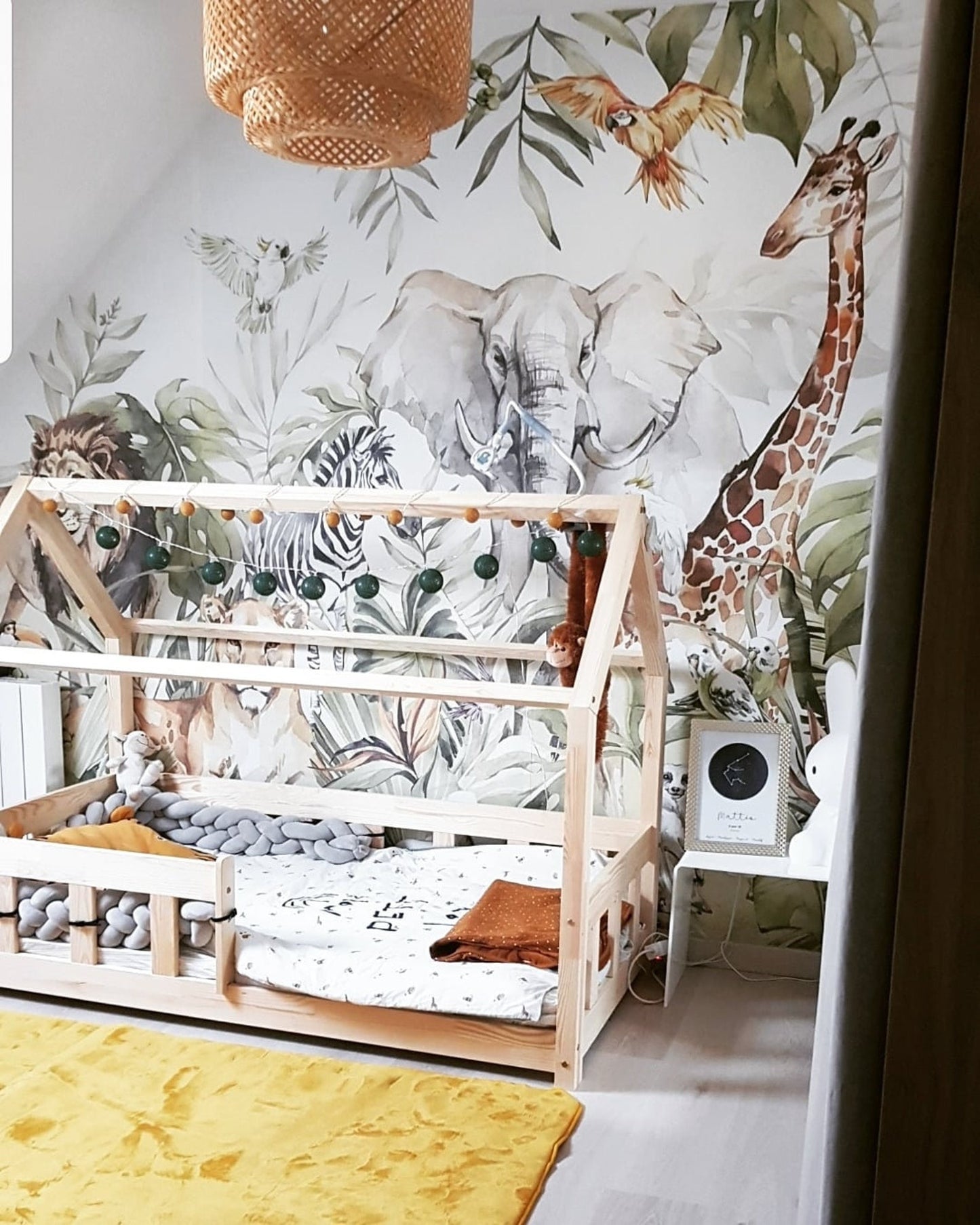 Papel para paredes infantil Paraíso safari acuarela