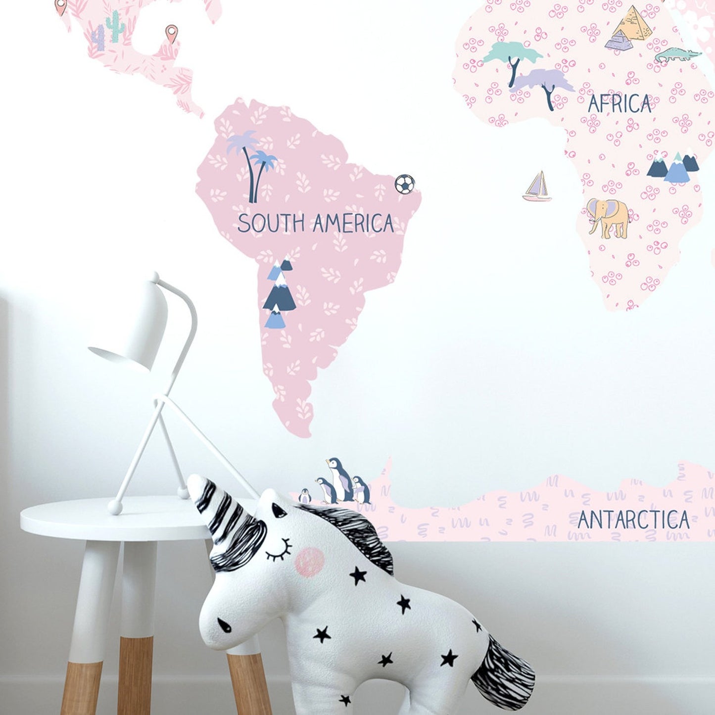 Calcomania Mapa mundi infantil continentes rosado