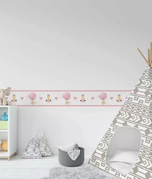 Cenefa infantil adhesiva Jirafa en globo Acuarela