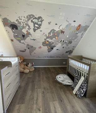 Papel para paredes Mapa mundial con animales salvajes