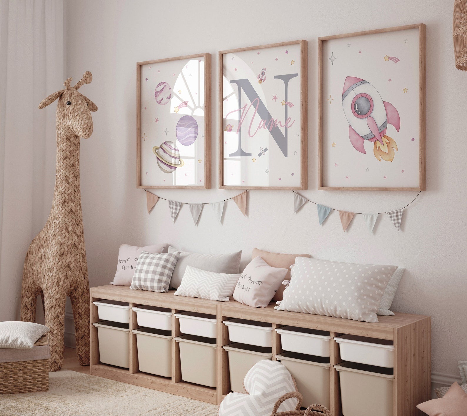 Cuadros Decorativos infantiles Modernos Astronautas cohete y planetas rosado