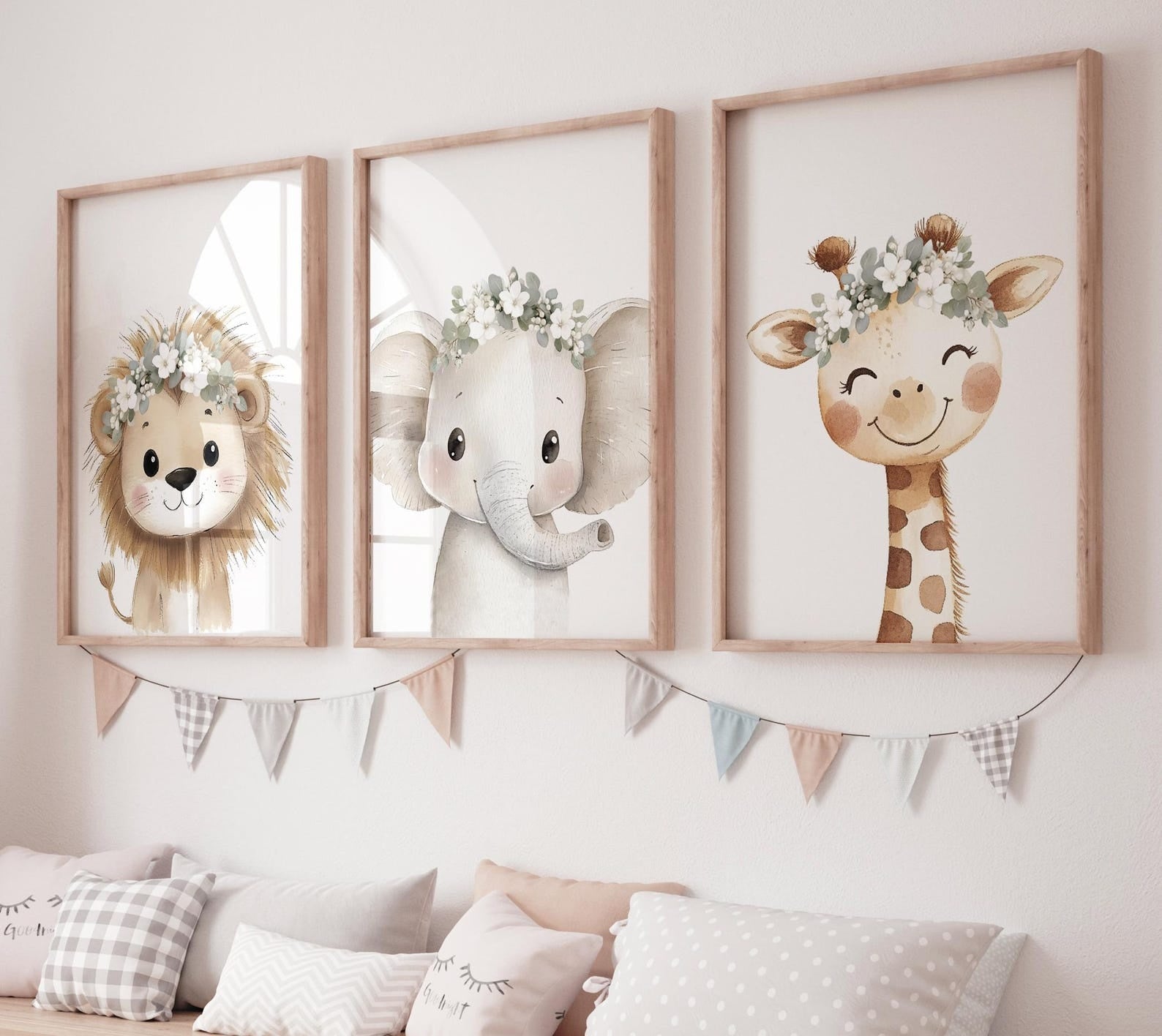Cuadros Decorativos infantiles Modernos animales ilustracion niña flores blancas
