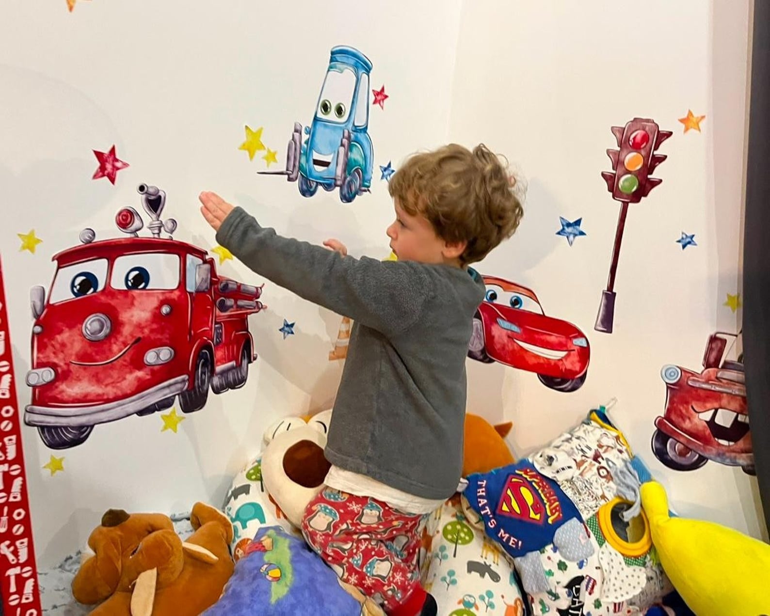 Vinilos decorativos Adhesivos infantiles de Pared Carro cars acuarela