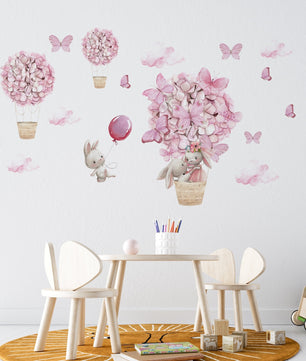Vinilos decorativos Adhesivos infantiles de Pared Conejos en globo aerostatico de mariposas