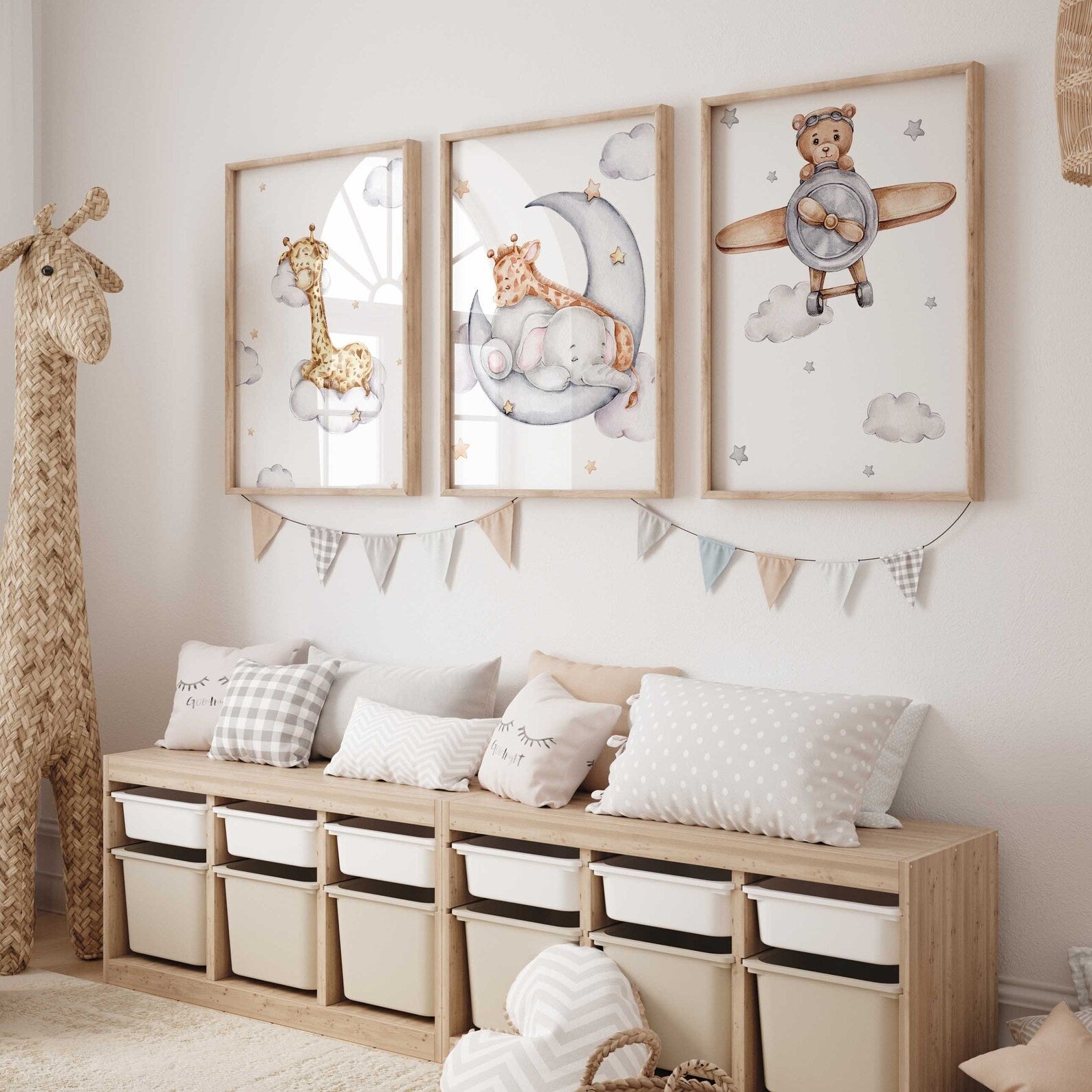 Cuadros Decorativos infantiles Modernos Animales en el cielo jirafa, elefante y oso