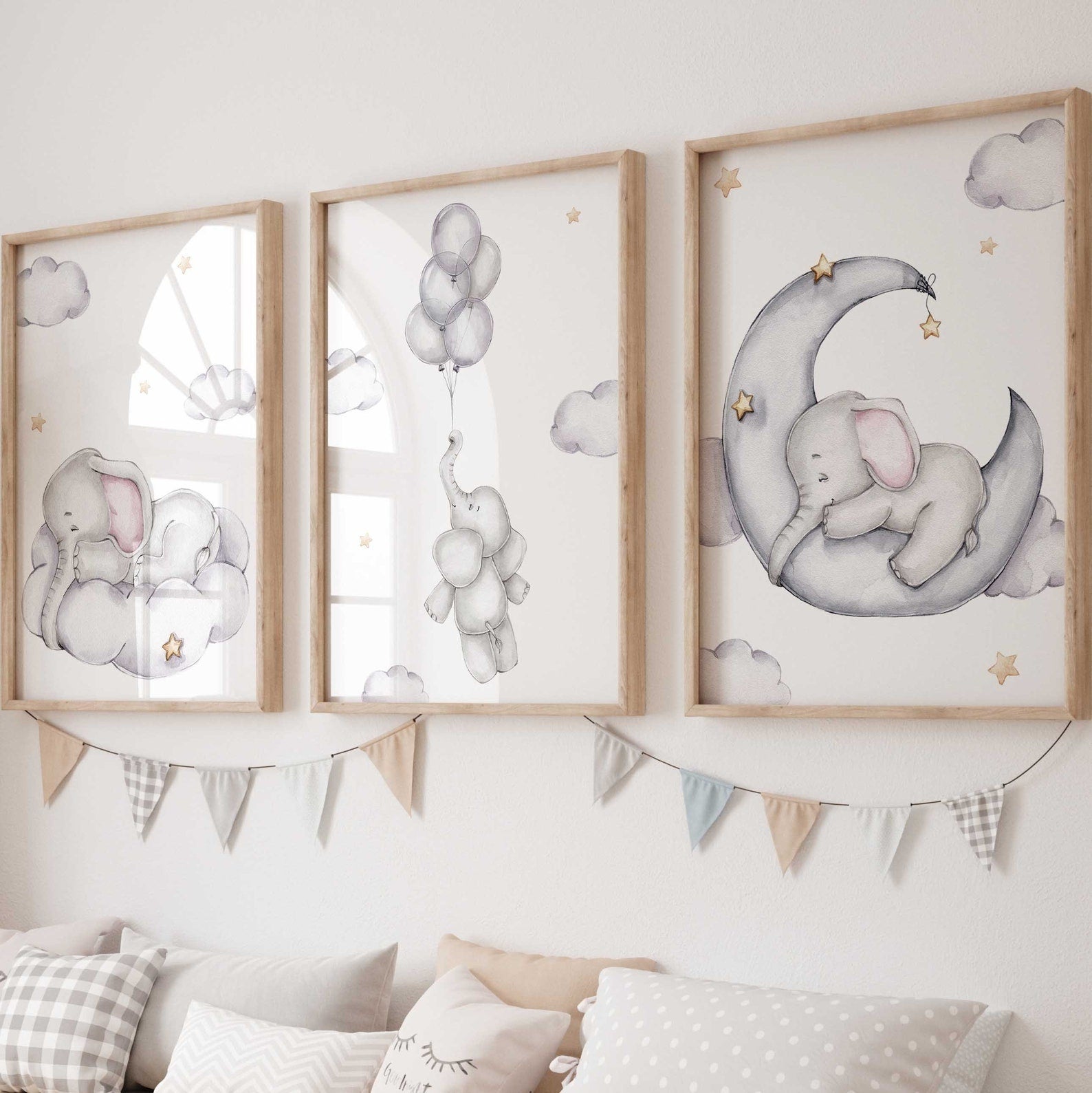 Cuadros Decorativos infantiles Modernos Animales Elefantes en el cielo