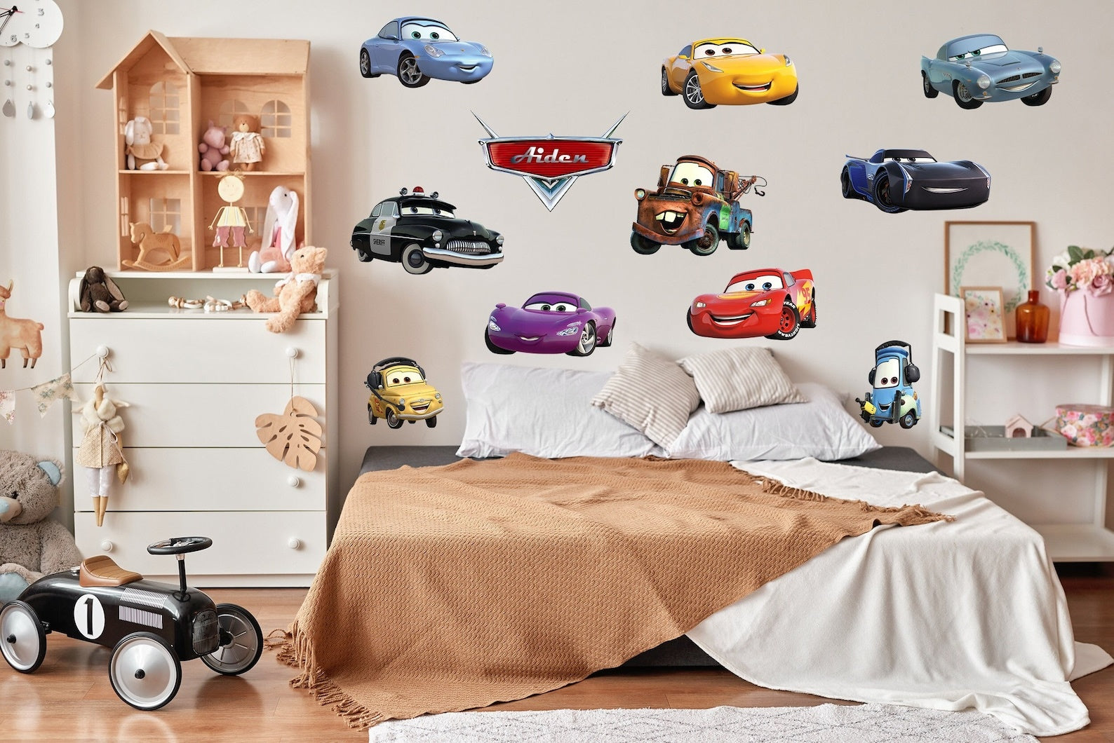 Vinilos decorativos Adhesivos infantiles de Pared Carro cars 2