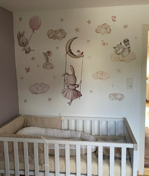 Coneja con animales en nube (0135)