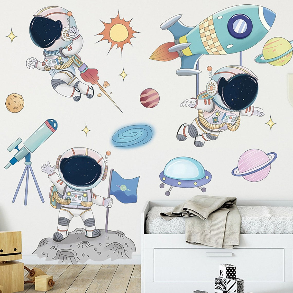 Vinilos decorativos Adhesivos infantiles de Pared espacio astronautas 10 niño (0050)