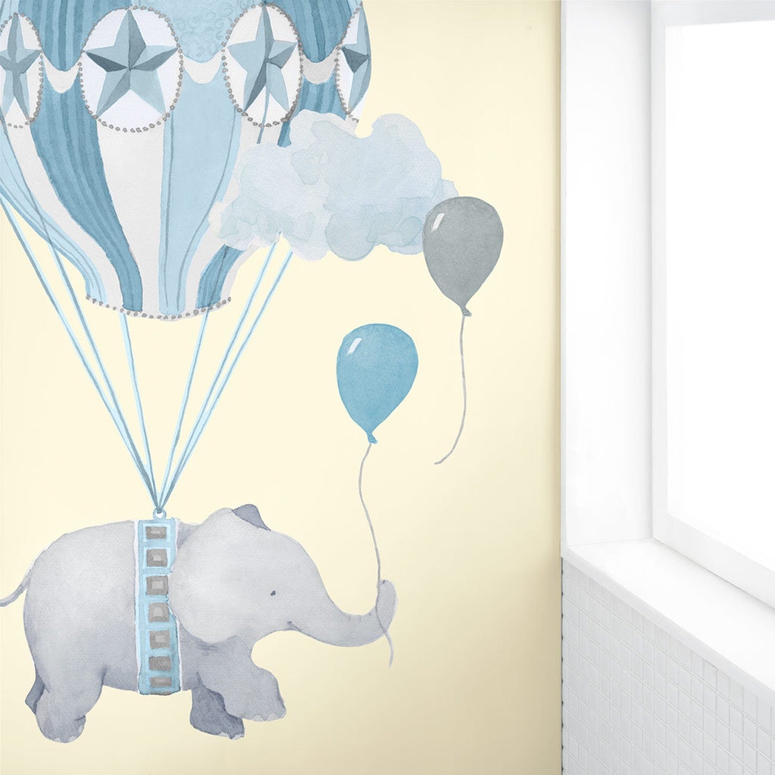 Vinilos decorativos Adhesivos infantiles de Pared Elefantes con globo aerostatico azul