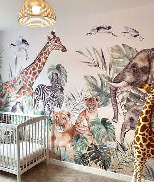 Papel para paredes animales de safari con hojas acuarela