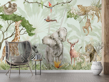 Papel para paredes safari en la jungla con elefante, cebra, ciervo, león y mono.
