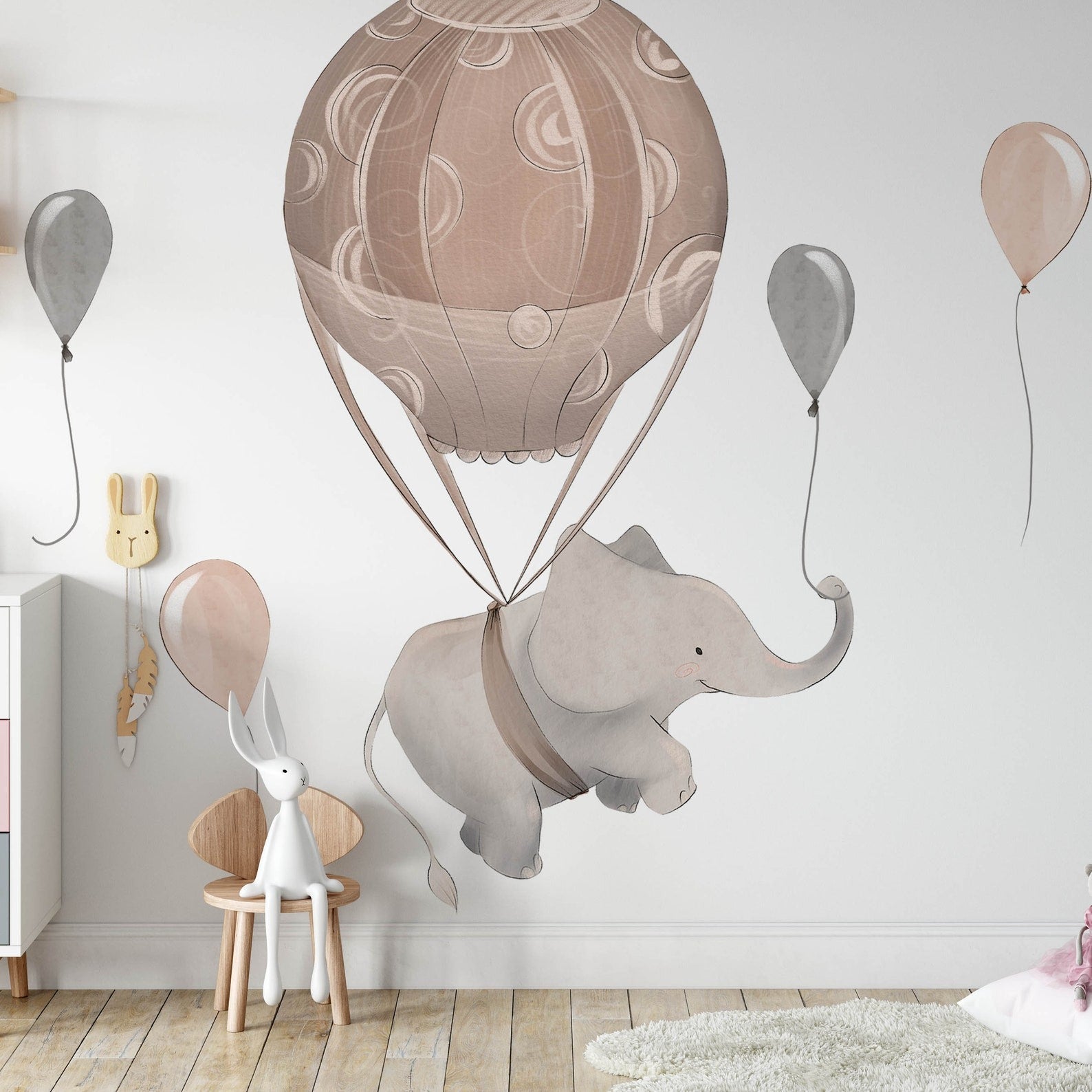 Vinilos decorativos Adhesivos infantiles de Pared Elefantes con globo aerostatico marron